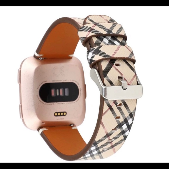🎀 NEW Fitbit leather band Watch - Picture 2 of 5